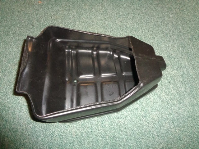 Новый из старых запасов ящик для инструментов для мотоциклов BMW R65 79-85 R65LS 82-85 52 53 1 242 167 52531242167 - Изображение 1 из 4