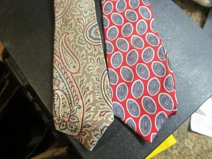 *2 Men’s Club Room 100% Silk Tie in Paisley Pattern Made in the USA BROWN OR RED - Picture 1 of 4