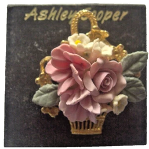 Ashley Cooper Vintage Gold Tone and Flower Basket Pin Brooch 2" - Picture 1 of 4