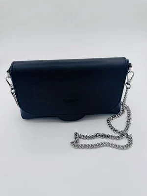 Bolso de mano Falor de cuero negro con cadena plateada | Nuevo sin etiquetas Foto 1 de 4