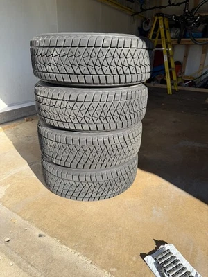 Neumáticos Bridgestone Blizzak y llantas Focal F20 para Dodge Charger 2021 AWD *COMO NUEVOS  Foto 1 de 4