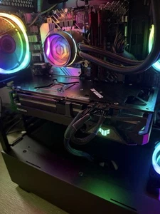 ASUS AMD Radeon RX 6700 XT 12GB GDDR6 Grafikkarte TUF-RX6700XT-O12G-GAMING - Bild 1 von 7