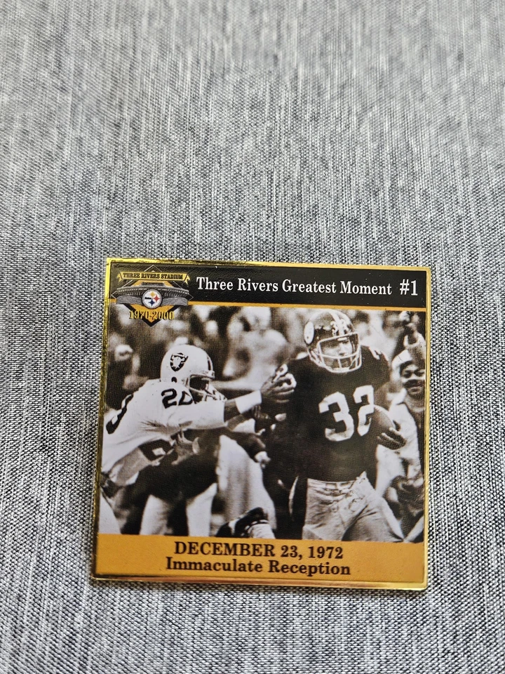 Prendedor conmemorativo de colección de los Pittsburgh Steelers de la NFL Inmaculada recepción 1972 00s Foto 1 de 4