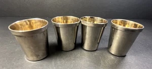 Juego De Colección De 4 - Vasos Anidación Alemanes 4 VASOS Plato Plateado MCM Barware - Imagen 1 de 7