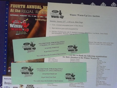 St Louis Cardinals Winter Warmup 2000 Brochure, auction guide parking passes SBC Cover