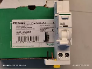 Schneider A9Y84625 BLOC.VIGI IC40 1P+N 25A 30MA TIPO A SI - Foto 1 di 2