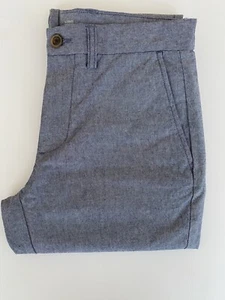 OLD NAVY Men's Gray Ultimate Straight Built-In Flex Pants Size: 28"W x 30"L - Picture 1 of 8