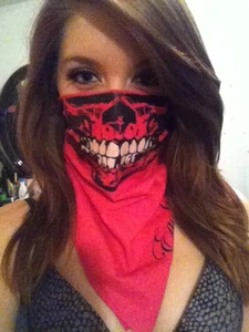 FUCHSIA HOT PINK SKULL BANDANA FACE RAVER MASK BIKER SKI DAY GLOW SNOW BARBIE - Picture 1 of 7