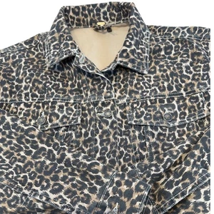 Free People Jeansjacke Leopardenmuster roher Saum Knopfleiste Trucker Style Damen L - Bild 1 von 21