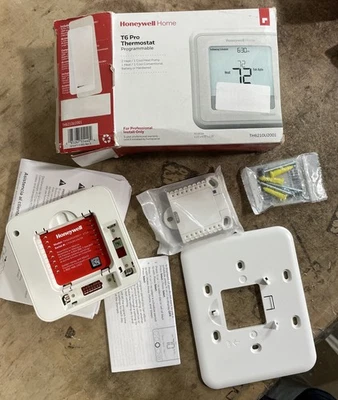 Honeywell Home TH6220U2000 T6 Pro Programmable Thermostat (No battery) - Image 1 of 2
