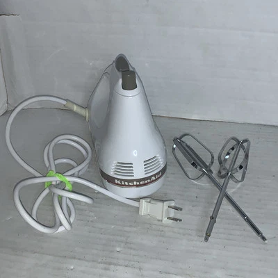 KitchenAid Batidora de Mano 5 Velocidades Ultra Power Blanca con Batidores Probada Leer Descripción Foto 1 de 4