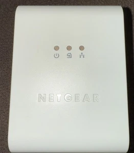 Netgear 85 Mbps Wall-Plugged Ethernet Adapter XET1001 - Picture 1 of 2