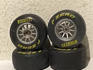 1 Satz Soft Räder(vier Stück F1-RB7 DeAgostini Räder 2 für Hinten/2Vorderachse. - Bild 1 von 16