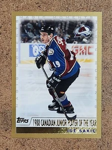 1999-00 Topps Hockey #285.1 Joe Sakic (1988 Canadian Junior Player Of The Year - Picture 1 of 2