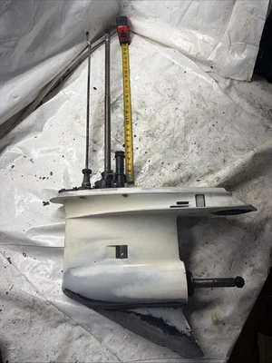 Fabricante de equipos originales Johnson & Evinrude 1991 y más 200-225-250 hp 25" unidad inferior agua dulce Foto 1 de 4