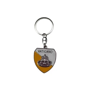 Vaticano Italy Souvenir Keychain St Peter’s Basilica Yellow White Shield Enamel - Picture 1 of 2