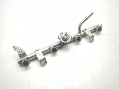 09-16 Yamaha R6 YZF-R6R Secondary Gas Fuel Injector Rail Top - Image 1 of 4