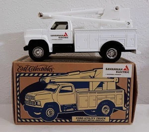 1994 ERTL Georgia Power Bucket Utility Truck 1/34 Diecast - Picture 1 of 9