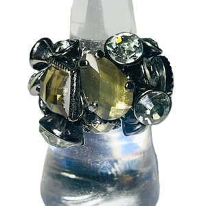 Costume Statement Ring Rhinestone Cha-cha Cocktail Size 7 Silver Tone Fashion - Picture 1 of 14