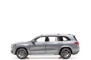 Jaditoys 1:18 Mercedes-Benz GLS (X167) in Selenite Grey (Dealer Edition) - Picture 1 of 13