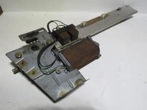 Early Porsche 944 Sunroof Drive Motor w/ Bracket Assembly - Picture 1 of 11