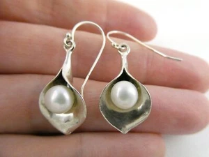 Pendientes de gancho de plata esterlina Israel perlas cultivadas cala lirio 4,7 g 925 1,25 pulgadas - Imagen 1 de 14