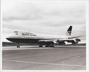 BRITISH AIRWAYS BOEING 747 LARGE VINTAGE ORIGINAL AIRLINE PHOTO BA - Picture 1 of 2