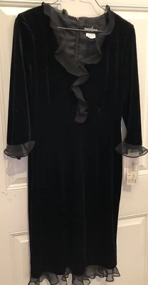 Impresionante Terciopelo Actitud Positiva con Volantes - Talla 6 - Nuevo Con Etiquetas Foto 1 de 4