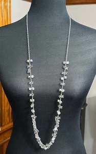 NY & Co Collar Mujer 41" Diente Plateado Gris Iridiscente Facetado Cuentas Largo - Imagen 1 de 9