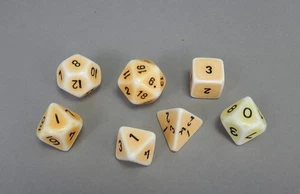 7 Stck. Kristall Kaste Porzellan Orange Polyedrisch Würfel Set OOP - Bild 1 von 2