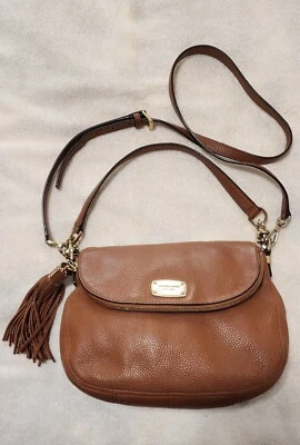 Michael Kors Brown Leather Bedford Tassel Shoulder Bag, With Dust/Storage Bag. - Image 1 of 4