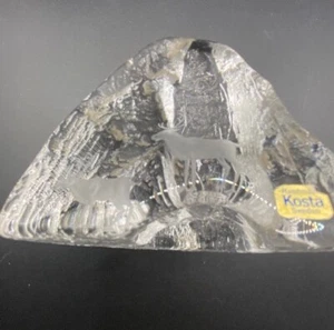 Vintage Kosta Boda Iceberg Sculpture Etched Deer Grazing Signed Paul Hoff - Picture 1 of 8