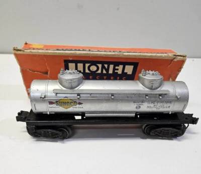 Lionel Postwar 2465 Sunoco Twin Dome Tank Car O Gauge Excellent C7+ in box - Image 1 of 4