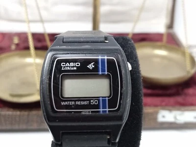 Vintage 1980's Casio Digital Tiny Marlin Watch 50w Japan Quartz Model # 157 LW-6 - image 1 of 4