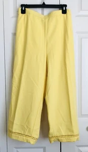 Alfred Dunner Women's Plus Size 22W Yellow Capri Pants Elastic Back Waist New!! - Picture 1 of 5