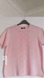 WOMEN'S SHORT SLEEVED JUMPER SIZE SMALL. PEACH COLOUR. BONMARCHE. NEW - Picture 1 of 3