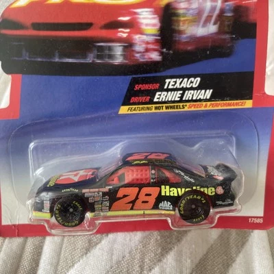 Hot Wheels Pro Racing #28 Texaco Ernie Irvan Diecast 1/64 Ford Thunderbird 1997 - Imagem 1 de 4