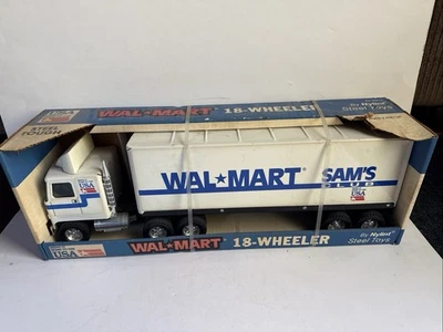 Nylint Wal Mart Sam’s Club 18 Wheeler Semi Truck  - Image 1 of 2