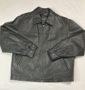 Mens St. Johns Bay Leather Jacket.  Size: Mens Medium Zip In Liner Nice Jacket