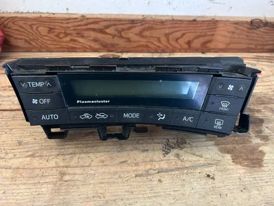 2010-2015 Toyota Prius AC Heater Control Climate Control Temperature Control OEM - Image 1 of 4