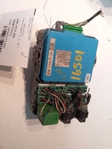 ACCORD    1999 Fuse Box, Engine 359983 - Picture 1 of 3