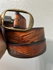 Brighton Western in pelle 1,1/2" con cintura da cowboy rodeo artigianale marrone aquila - Foto 1 di 6