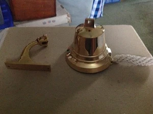 Massive Messing Schiffsglocke 4" Maritim Maritim Wand golden poliert Oberfläche - Bild 1 von 2