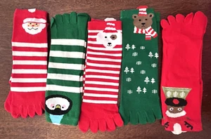 Womens Christmas Novelty Happy Holidays Socks 5 Pairs Toe Socks NEW - Picture 1 of 3