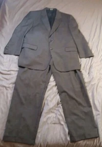 Jos. A. Bank Signature Gordon Wool Grey 2 Piece Suit Mens Size 46R - 40Wx31L - Picture 1 of 18