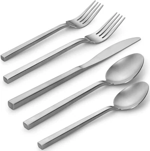 Alata Cube Set di Posate in Acciaio Inox Satinato Opaco 20 Pezzi - Foto 1 di 7