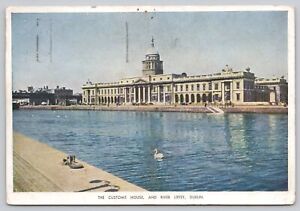c25504 Customs House and River Liffey Dublin  Ireland  postcard 1951