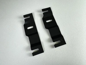 99-06 Silverado Sierra OEM Door Panel Mount Bracket Plastic Screw Clip Set Of 2 - Imagen 1 de 4