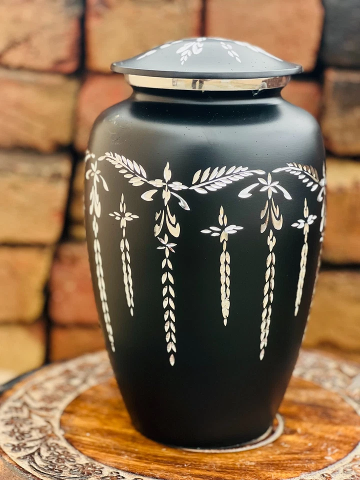 Fabriqué Par Homme Gravé Crémation Urne pour Humain Ashes Adulte Funèbre Noir - Photo 1/4