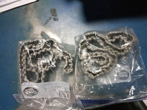 USED HengLong Metal Tracks WITHOUT Adhesive for 1/16 M1A2 Abrams Metal Chassis - Picture 1 of 10